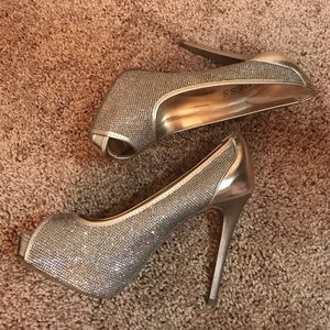 Guess heels